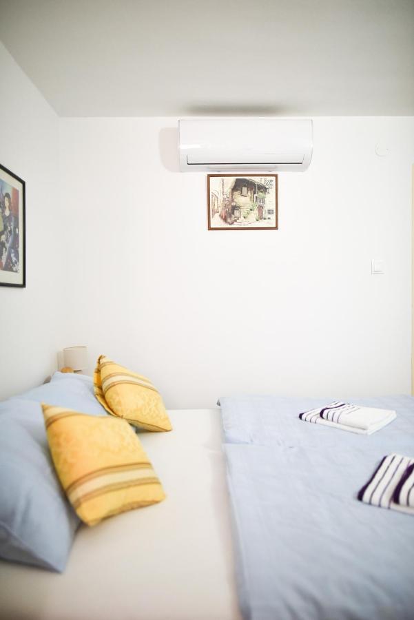 Luka'S Amber Rooms In The Center Of Trogir Eksteriør billede