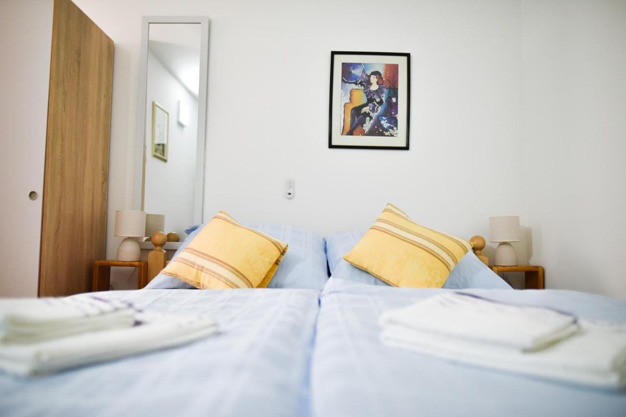 Luka'S Amber Rooms In The Center Of Trogir Eksteriør billede